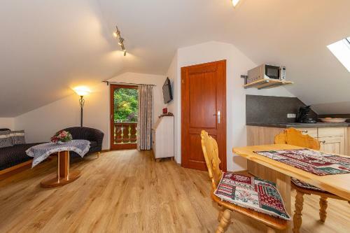Apartamento Gr�bl-alm Haus Zur Sch�nen Aussicht