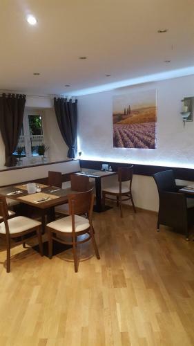 Hotel-gasthof "zum Raubritter"