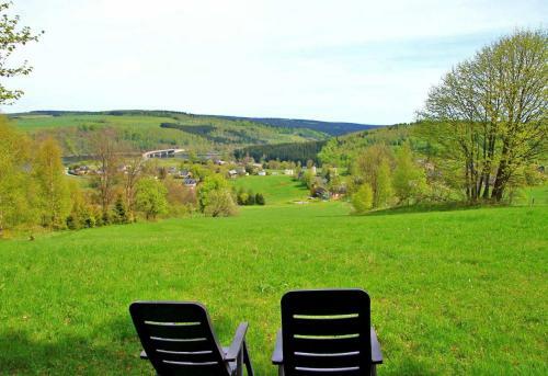 Apartamento Ferienwohnungen In Neuwernsdorf Er