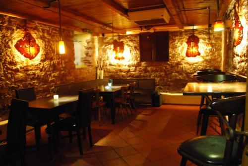 Hostal Hotel Restaurant Es L�mmche