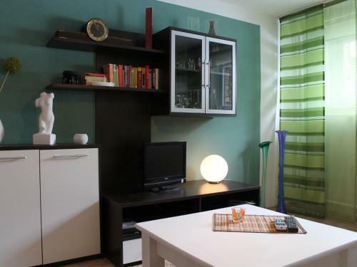 Cozy Apartment In Proseken With Lovely Terrace