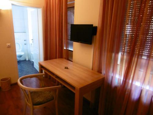 Hotel Bad Bruckhaus / Viaschweiz