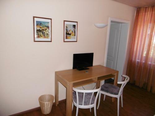 Hotel Bad Bruckhaus / Viaschweiz
