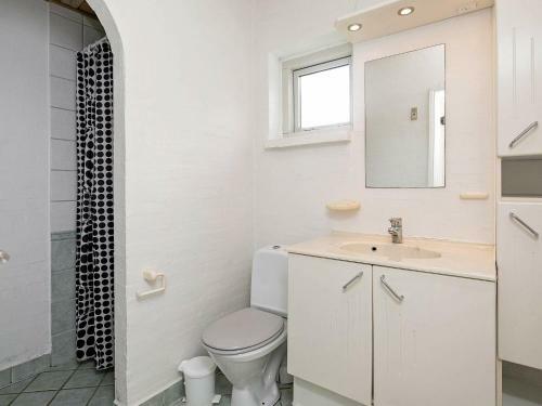 Holiday Home Helmklit II