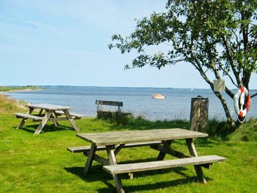 Three-bedroom Holiday Home In H�jslev 10