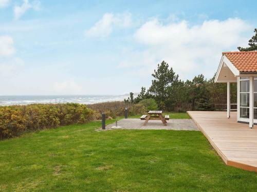 Three-bedroom Holiday Home In G�rlev 1
