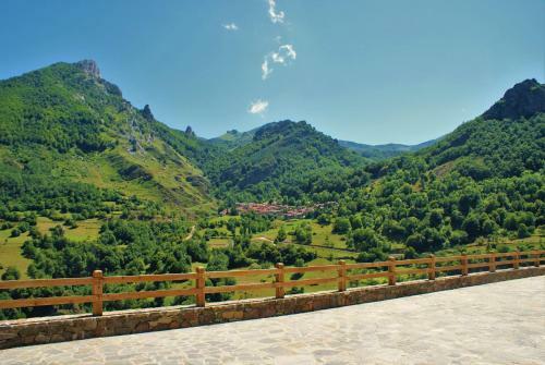 Agroturismo Viviendas Rurales El Cant�n