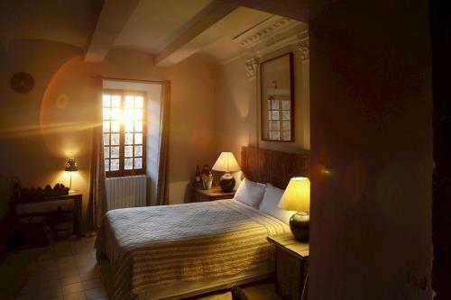 Agroturismo Banne Chateau Sleeps 20 Pool Wifi