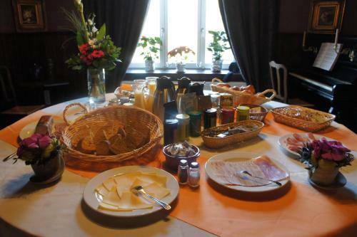 Hostal Hostellerie La Maison De Ma�tre