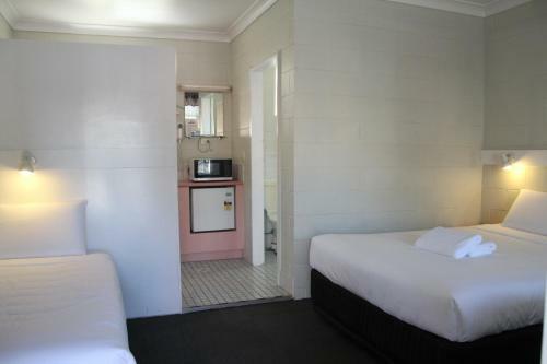 Central Coast Motel