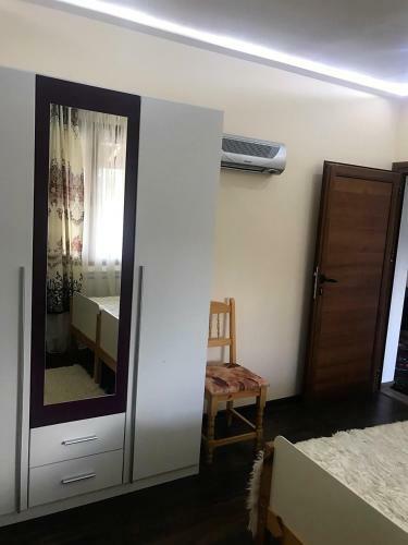Hostal Sharkova Guest House