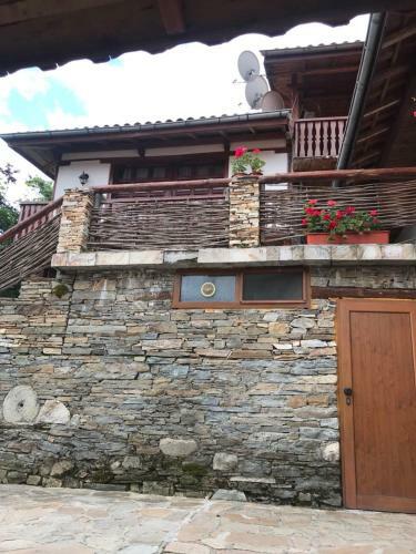 Hostal Sharkova Guest House
