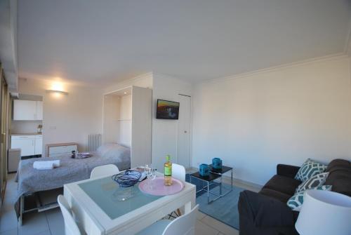 Apartamento Studio Terrasse Proche De La Croisette
