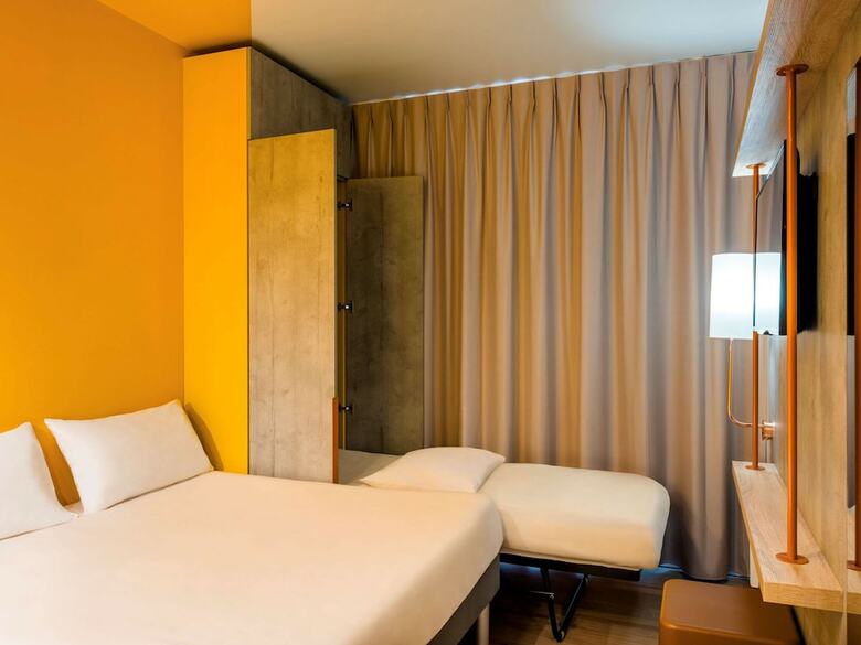 Hotel Ibis Budget Paris Clichy Mairie