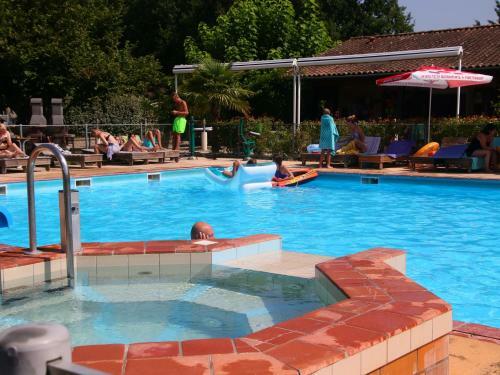Agroturismo Camping Fontaine Du Roc