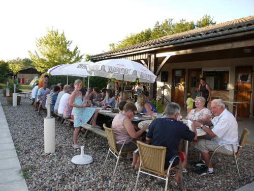 Agroturismo Camping Fontaine Du Roc