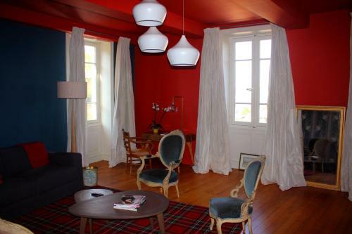 Hostal Demeure Des Monts D'or