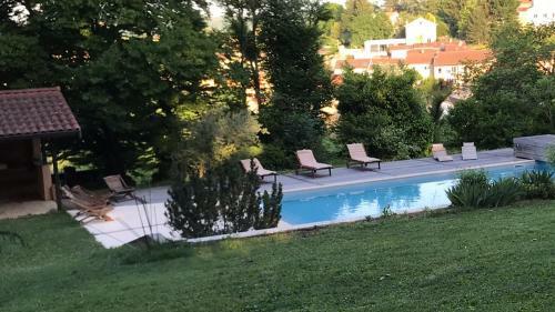Hostal Demeure Des Monts D'or