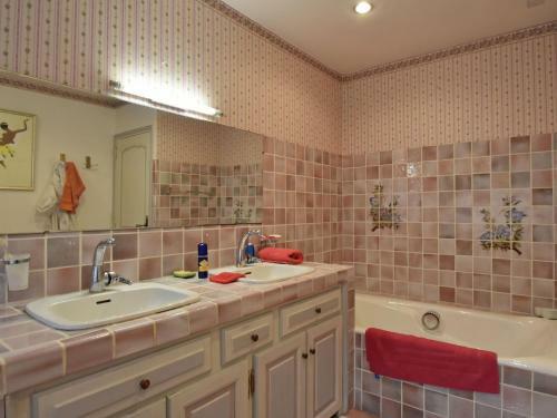 Quaint Villa In Fayence With Private Pool