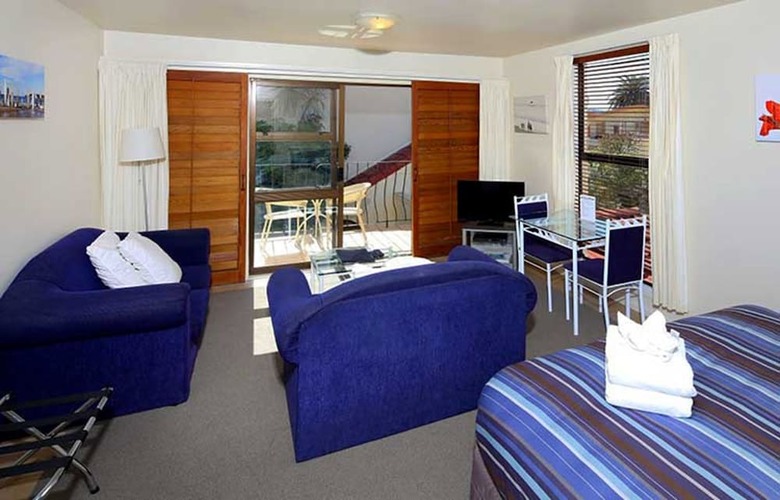 Onetangi Beach Apartments