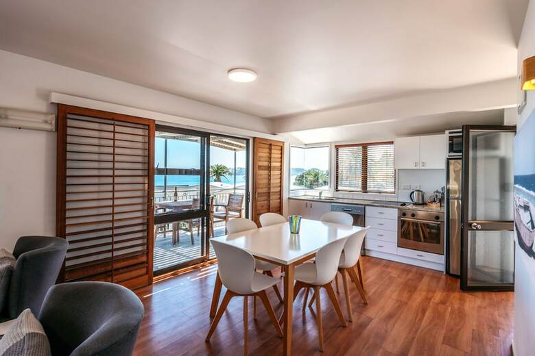 Onetangi Beach Apartments