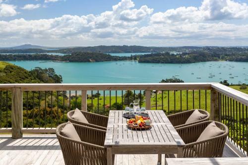 Te Whau Lodge