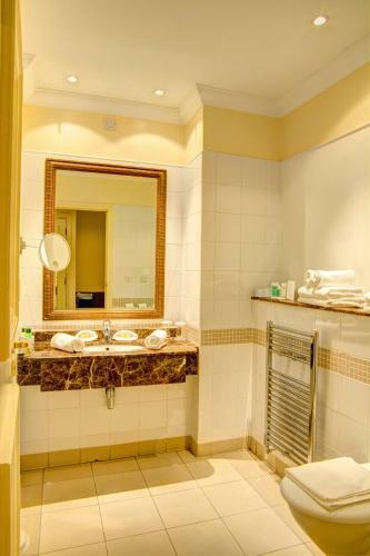 The Keadeen Hotel