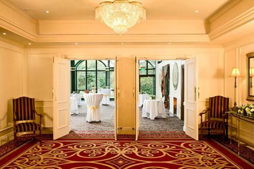 The Keadeen Hotel