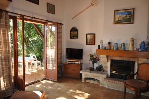 Villa Avec Jardin Au Calme Pour 8 Pers.- 2282