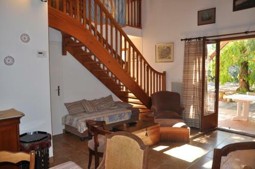 Villa Avec Jardin Au Calme Pour 8 Pers.- 2282