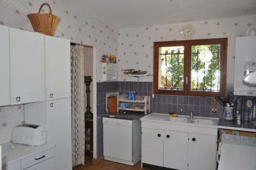 Villa Avec Jardin Au Calme Pour 8 Pers.- 2282
