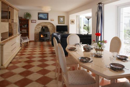 Holiday Home Lannilis - Bre05463-f