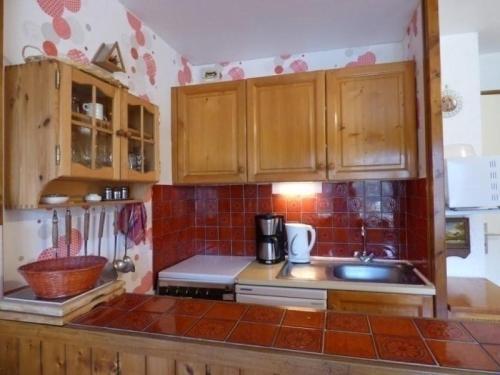 Apartment Arolles 2