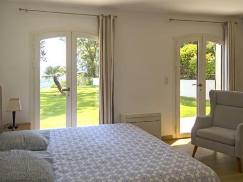 Luxurious Villa In Frejus With Private Swimming Pool