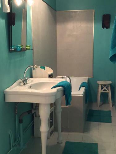 Hostal Chambre D H�tes Domaine Des Patrus
