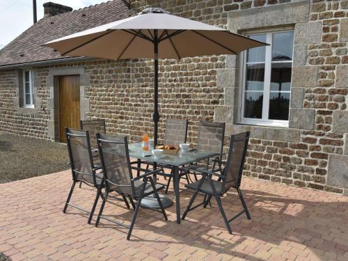 Charming Holiday Home In Le Teilleul With Garden