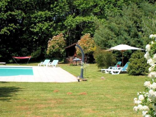 French Mansion In Aquitaine With Private Terrace
