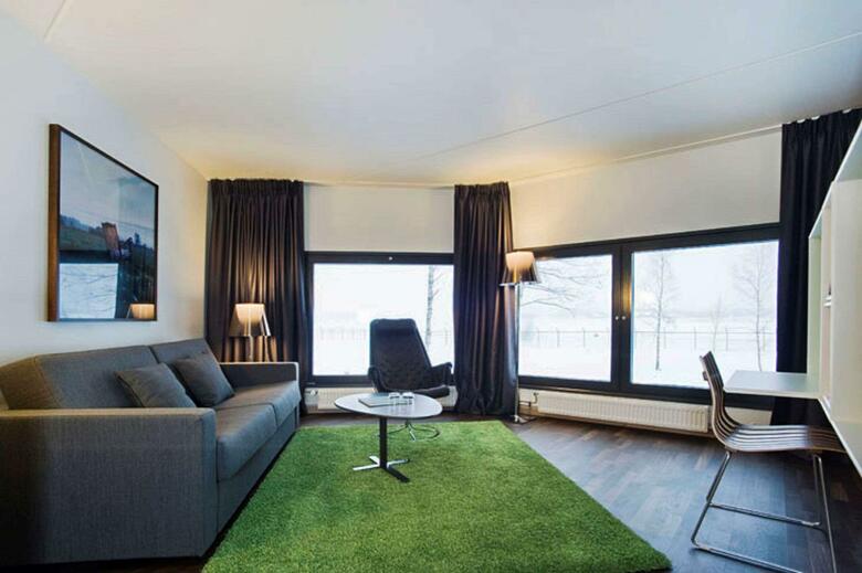 Hotel Comfort Runway