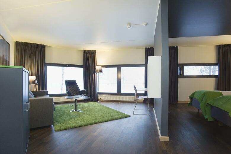 Hotel Comfort Runway