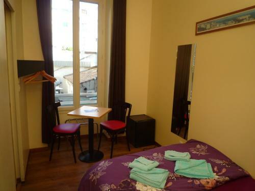 Hostel Lyonnais