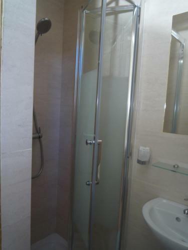 Hostel Lyonnais
