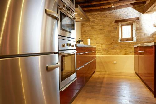 Saint-aubin Villa Sleeps 10 Pool Air Con Wifi