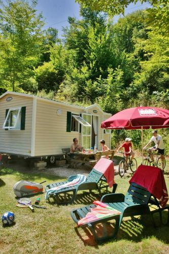 Camping Le Moulin Du Roch