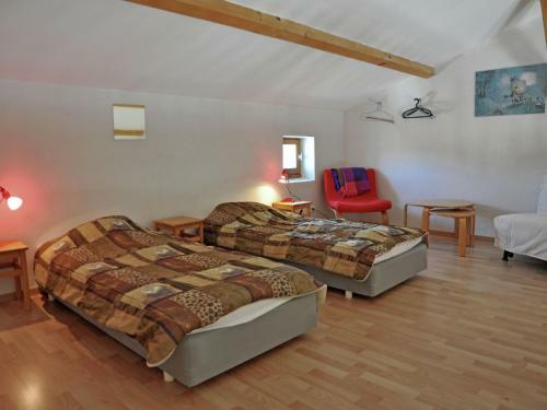 Cozy Holiday Home In Montayral With Private Pool