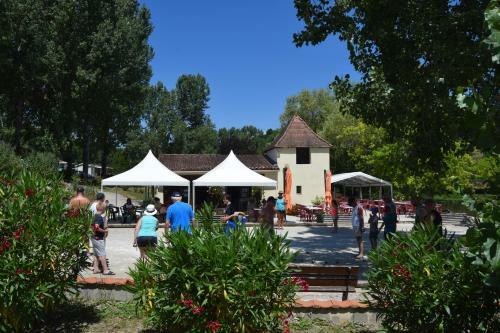 Camping Les Etangs De Plessac