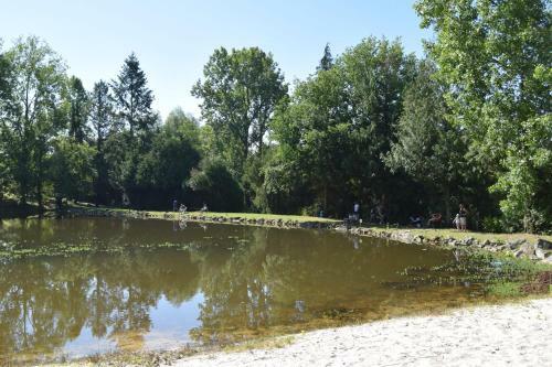 Camping Les Etangs De Plessac