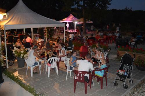 Camping Les Etangs De Plessac