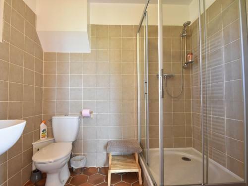 Spacious Holiday Home In Sormery With Swimming Pool