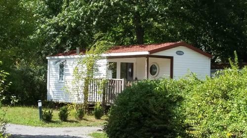 Etche Zahar
