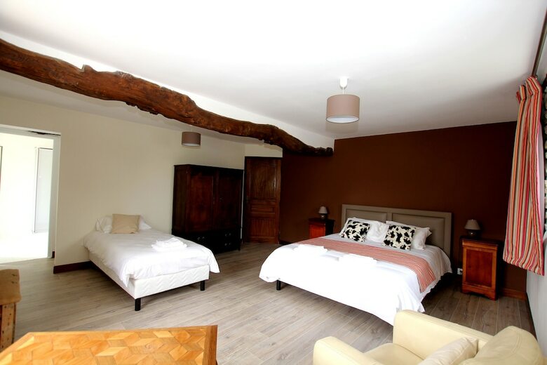 Bed & Breakfast La Maison Periot